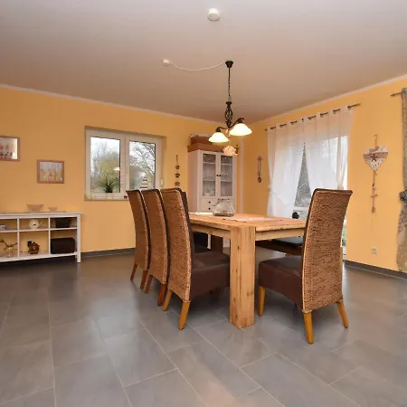 Quaint Holiday In Near Baltic Sea Ferienhaus *